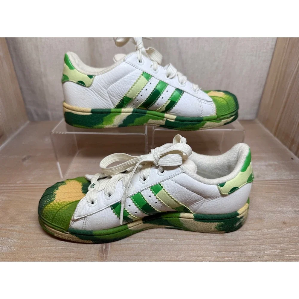 Adidas Superstar Kids Green Camo Shell Toe Sneakers 462522 White Green Size 2.5Y